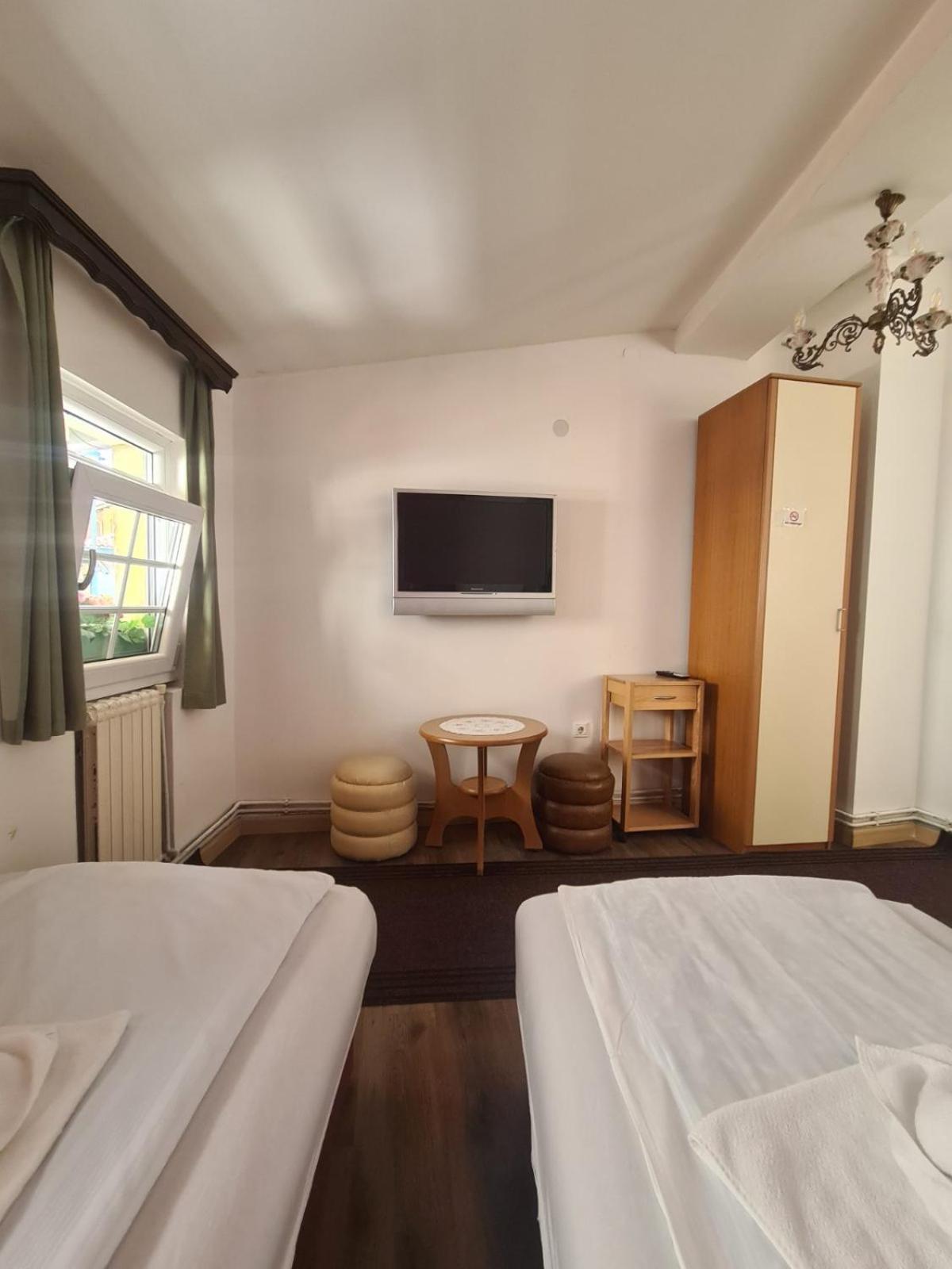 Guesthouse Nia Deluxe Sarajevo Eksteriør billede