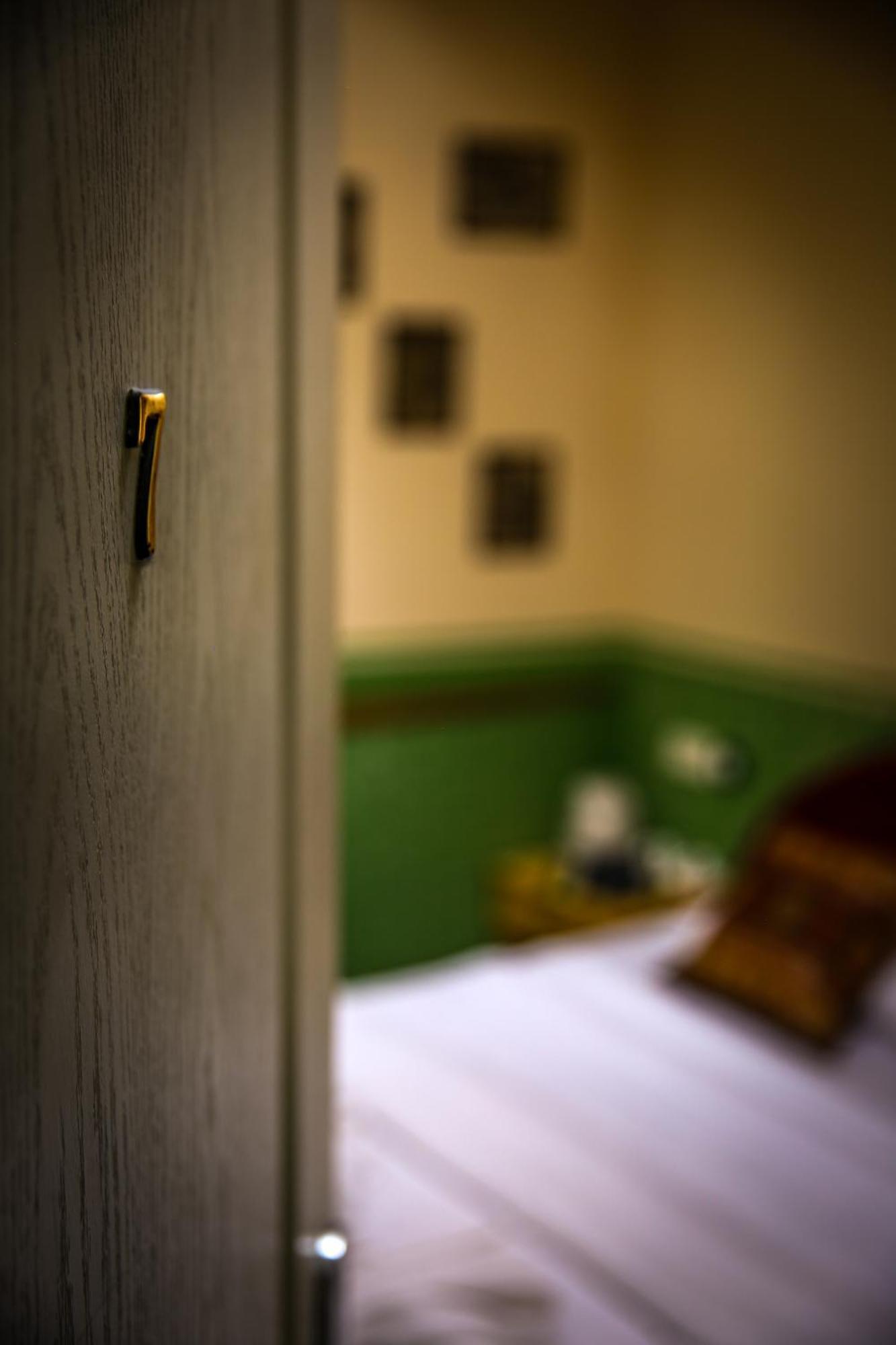 Guesthouse Nia Deluxe Sarajevo Eksteriør billede
