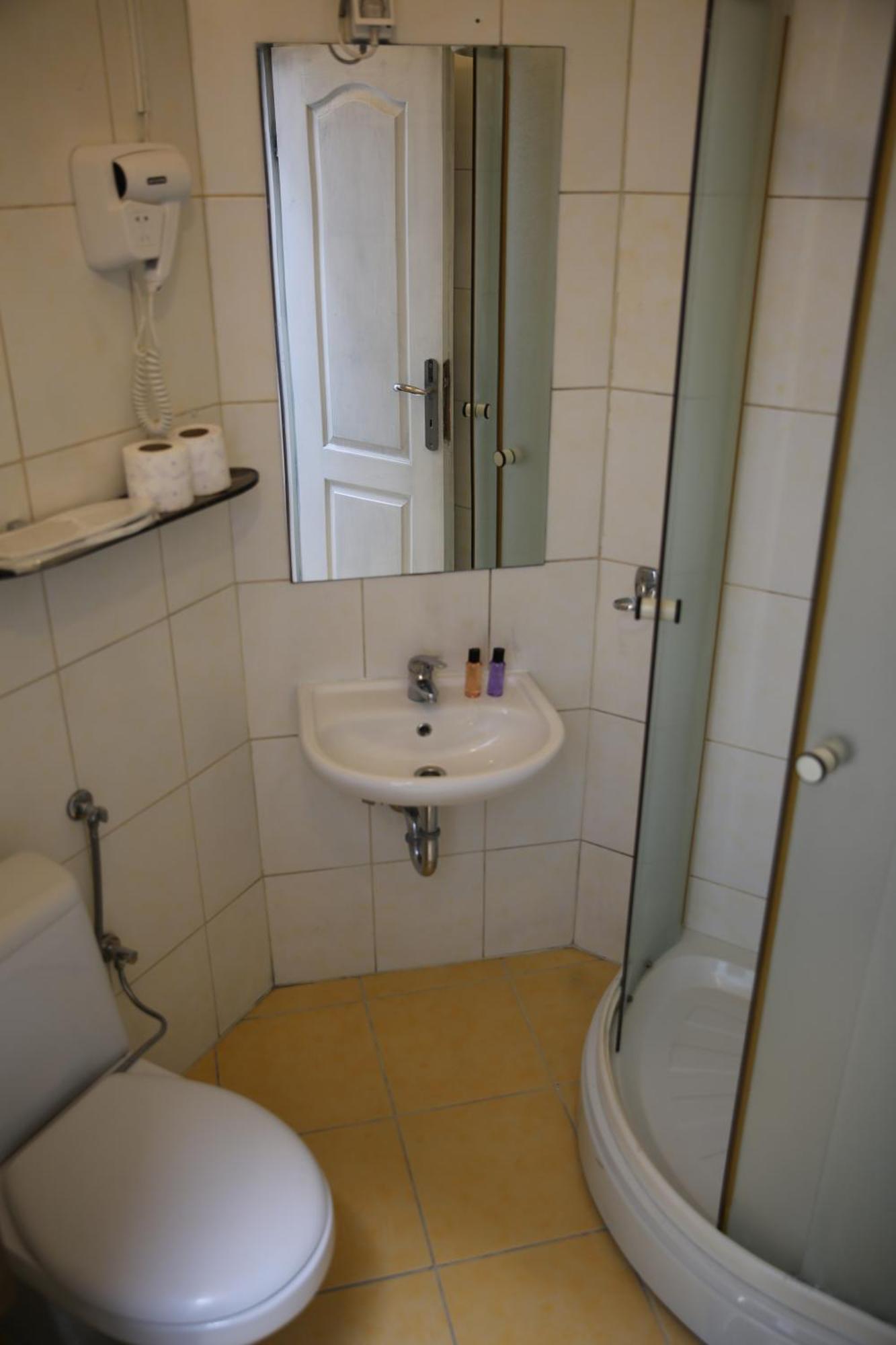 Guesthouse Nia Deluxe Sarajevo Eksteriør billede