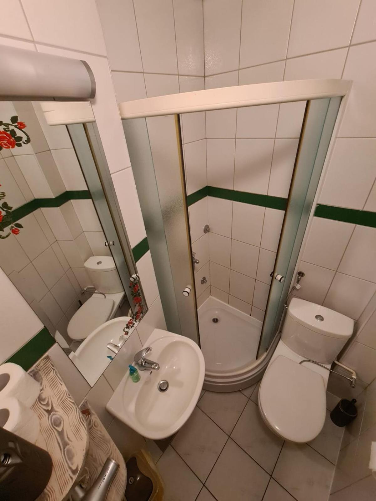 Guesthouse Nia Deluxe Sarajevo Værelse billede